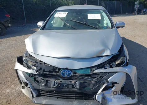 2017 Toyota Prius Prime Premium из США, поврежденный, VIN JTDKARFP0H3000816